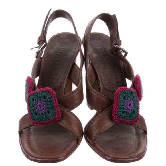 🔅 PRADA Classic VTG Leather Slingback Sandals Brown & Pink Crochet Accents🔅 - Picture 8 of 17